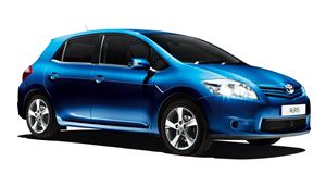 Toyota revises Auris range