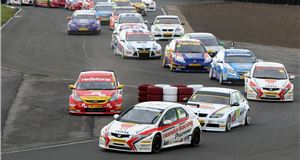 Croft Circuit Offers Cut Price BTCC Tickets as Christmas Presents