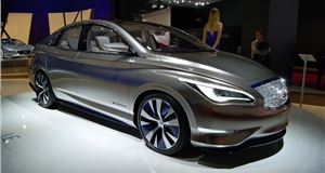 Paris Motor Show 2012: Infiniti shows LE Concept
