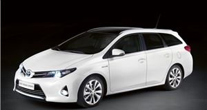 Paris Motor Show 2012: Toyota reveals Auris Touring Sports