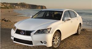 Lexus introduces GS300h