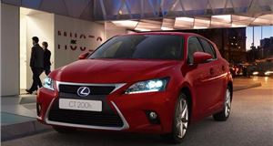 Lexus lowers CT 200h prices