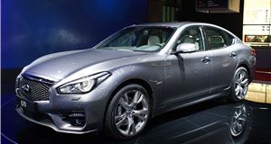 Paris Motor Show 2014: Infiniti reveals facelifted Q70 