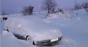 Mercedes Benz Offers Snow Tyres Service