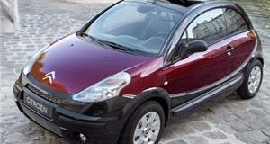 Citroen pays tribute to 2CV