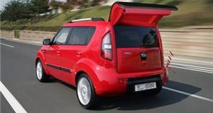 Kia unveils wind-assisted car