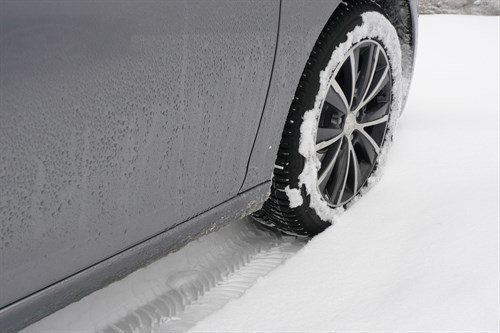 Michelin Cross Climate Run Into Snow