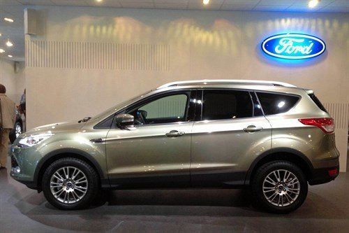 Ford Kuga 2013 Side