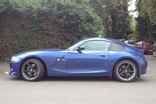 BMW Z4 3.0i Coupe Side Blue (1)