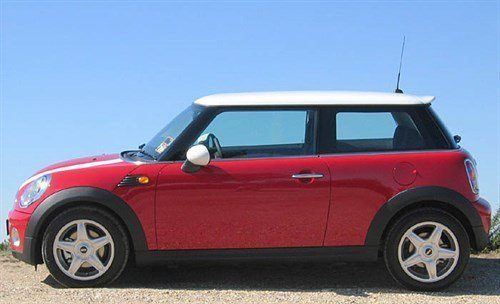MINI Coop D Side 700