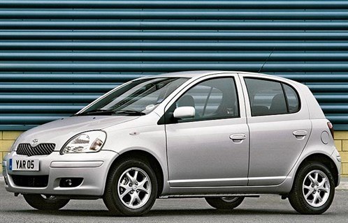Toy Yaris 05 Runout 700