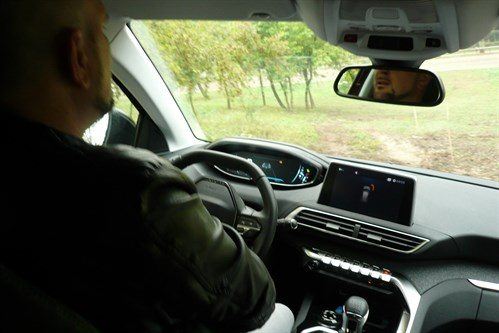 Peugeot 3008 Hill Descent Tim Driving Spare