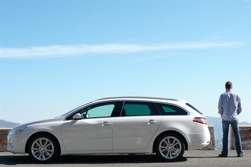 Peug 508SW White Side 700