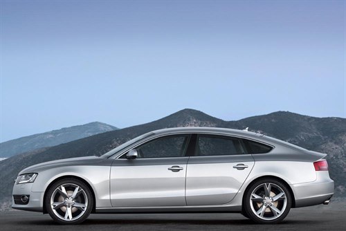 Audi A5 Sptbk Side Silv 700