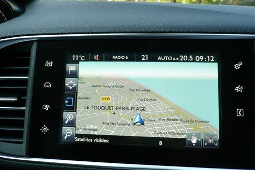 Peugeot 308 SW 2014 Touch Screen