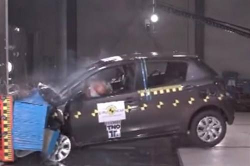 Toyota Yaris 2011 NCAP Crash