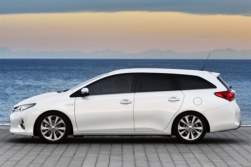 Toyota Auris Touring Sport Side