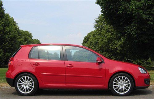 VW Golf V 1.4TSI Side 700