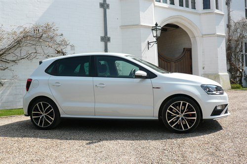 VW Polo GTI 1.8 2015 5-door Side (1)