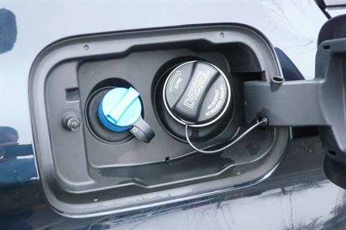 BMW G30 530d Ad Blue Filler