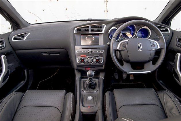 DS 4 Interior
