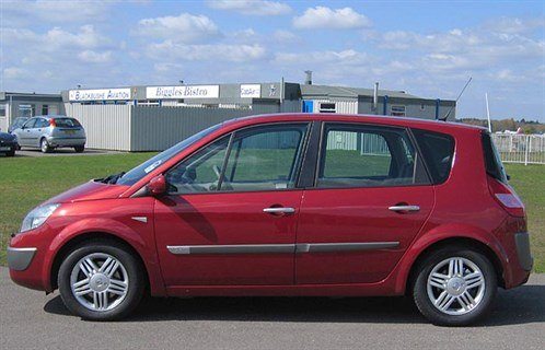 Ren Scenic 04 T Side 700