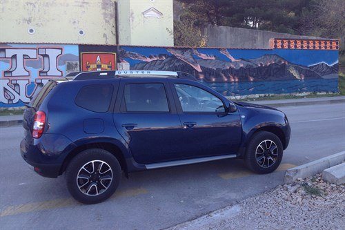 Dacia Duster EDC War Mural
