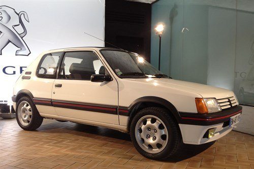 Peugeot 205 GTI 1.9 White