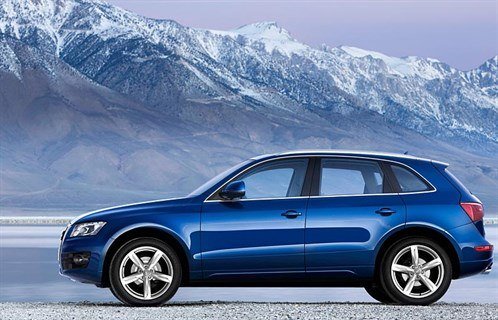 Audi Q5 Side 700