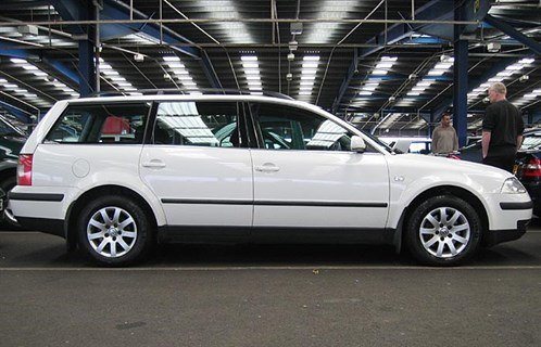 VW Passat Estate 2003 Side 700