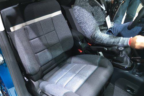 Citroen -c 4-cactus -seat -in -car _500x 333