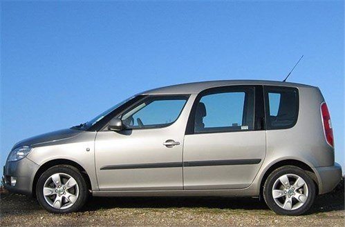 Skoda Roomster Side