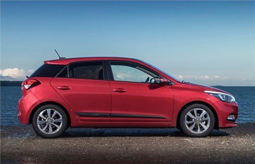 Hyundai -i 20-2015 Side Red