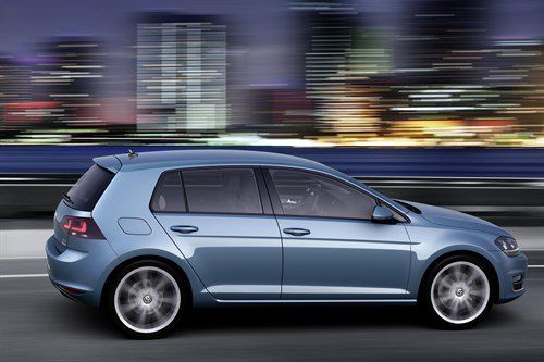 VW Golf VII Blue Side Moving