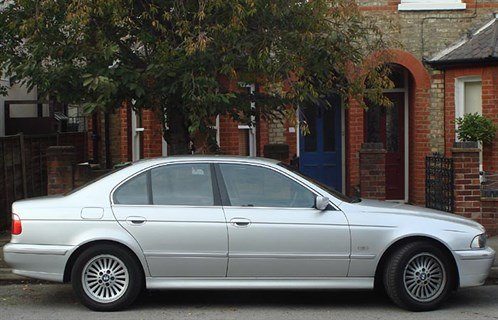 BMW E39 5-Series Side 700