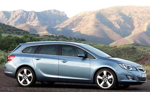 Vauxhall Astra J Sportwagon Side 700