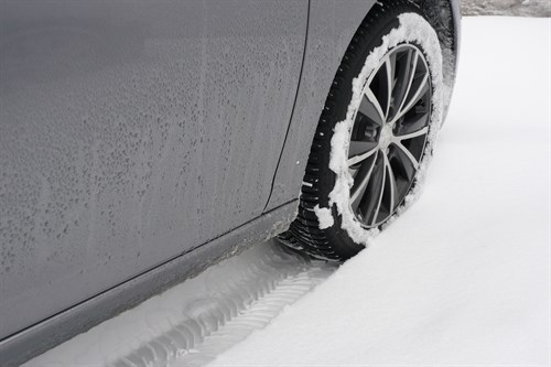 Michelin Cross Climate Run Into Snow