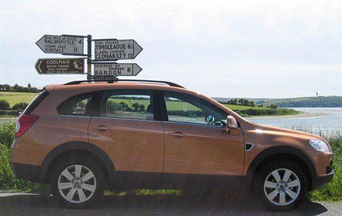 Chev Captiva Side Direction Signs 700