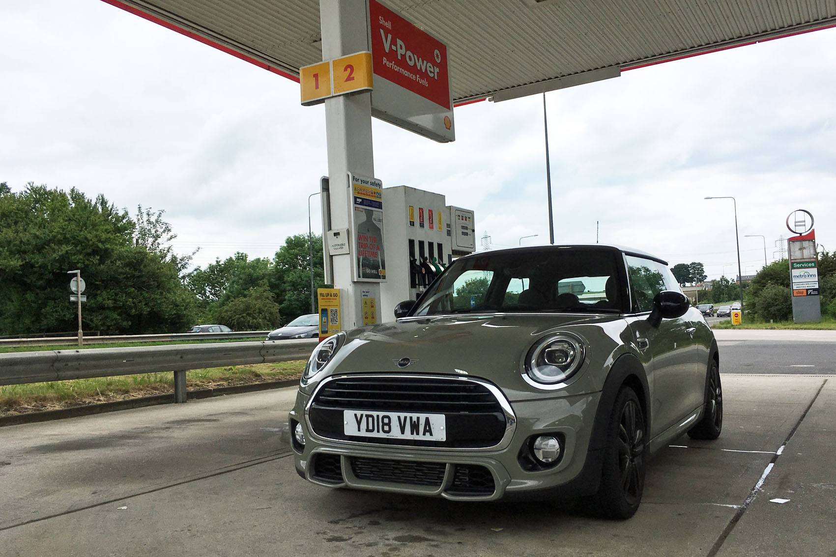 MINI 2018 Refuelling High Brough Moor