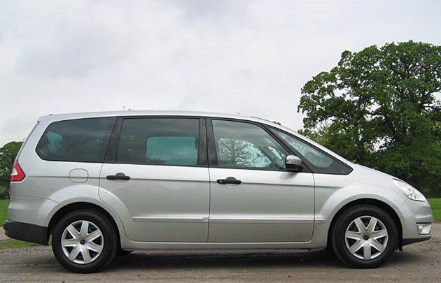 Ford Galaxy 06 LX Side 700