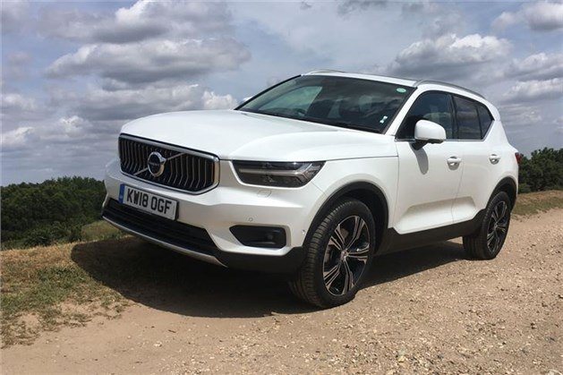 Volvo XC40 White F34 On Ridge