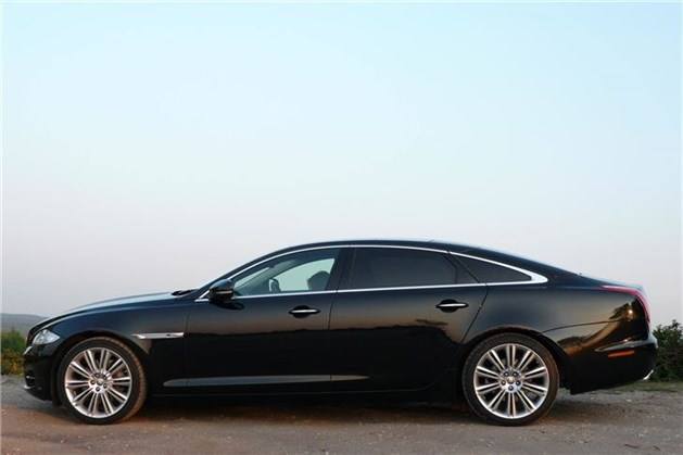 Jaguar XJL 2011 Side Black