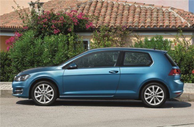 Volkswagen Golf 2013 3-door Side)