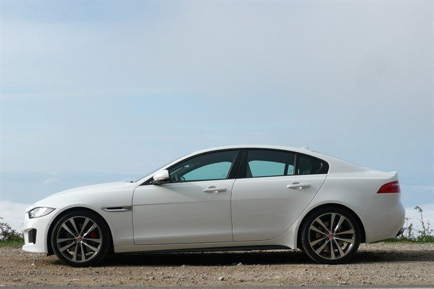 Jaguar XE Side