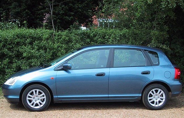 Hon Civic D 02 T Side 700