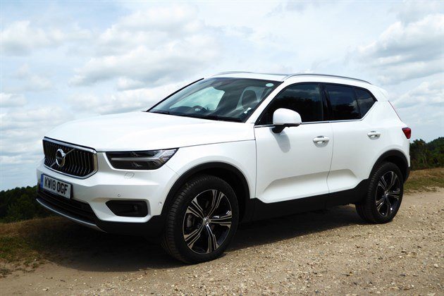 Volvo XC40 2018 Front Side Ridge