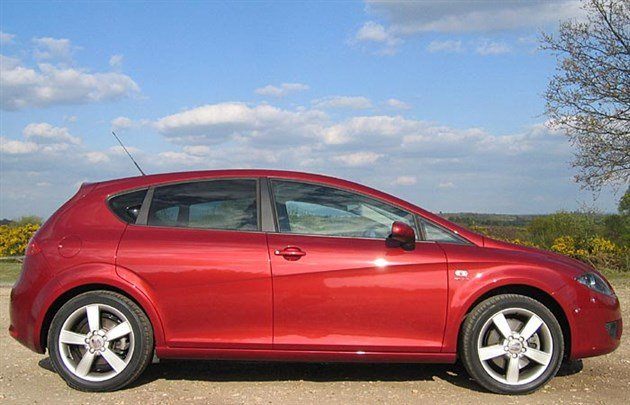 SEAT Leon 2.0T Sport Side 700