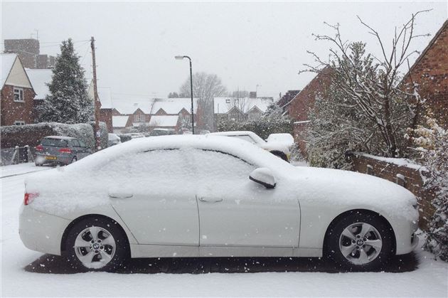 BMW 320d ED 2012 Side , Snow