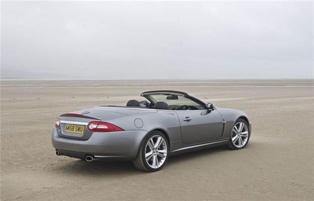 Jaguar XK8 Convertible R34