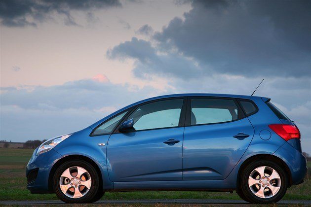KIA Venga Side 700